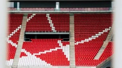 江西足球创佳绩：8-2大捷，首度挺进决赛！